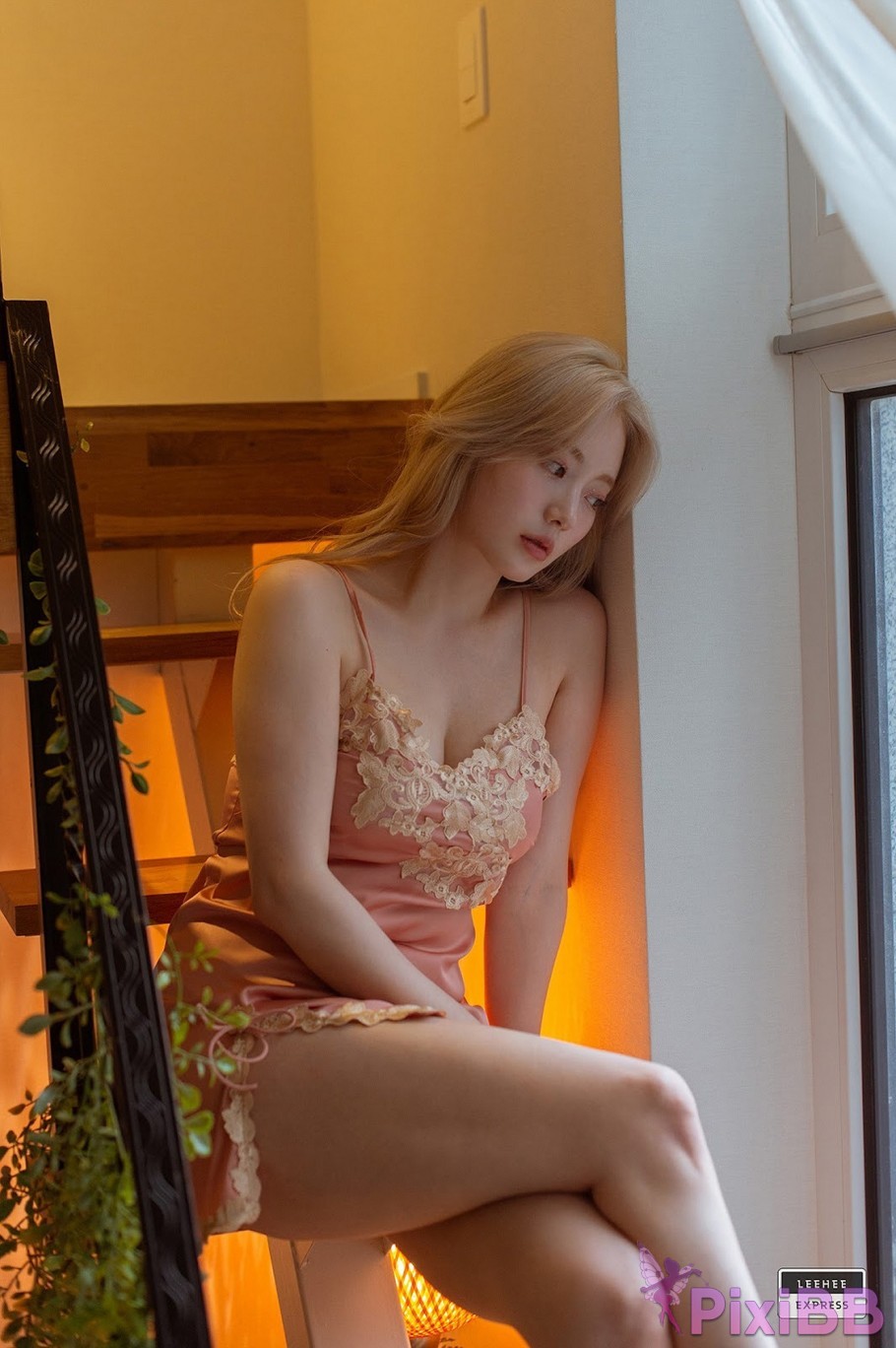 LE LEDG 077 Jeong Ah PixiBB.COM 021