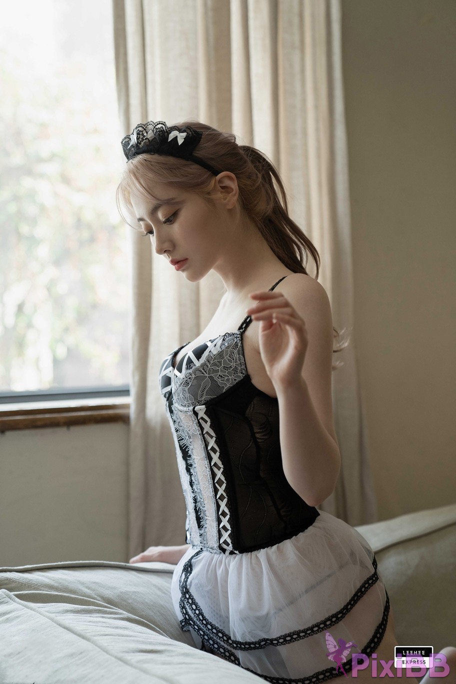 LE LEDG 089 Jeong Ah PixiBB.COM 016