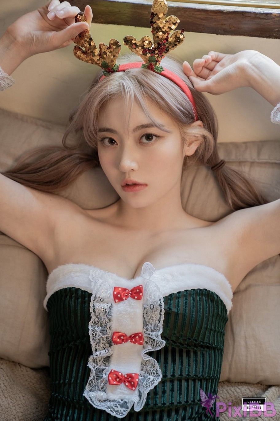 LE LEDG 096 Jeong Ah PixiBB.COM 042