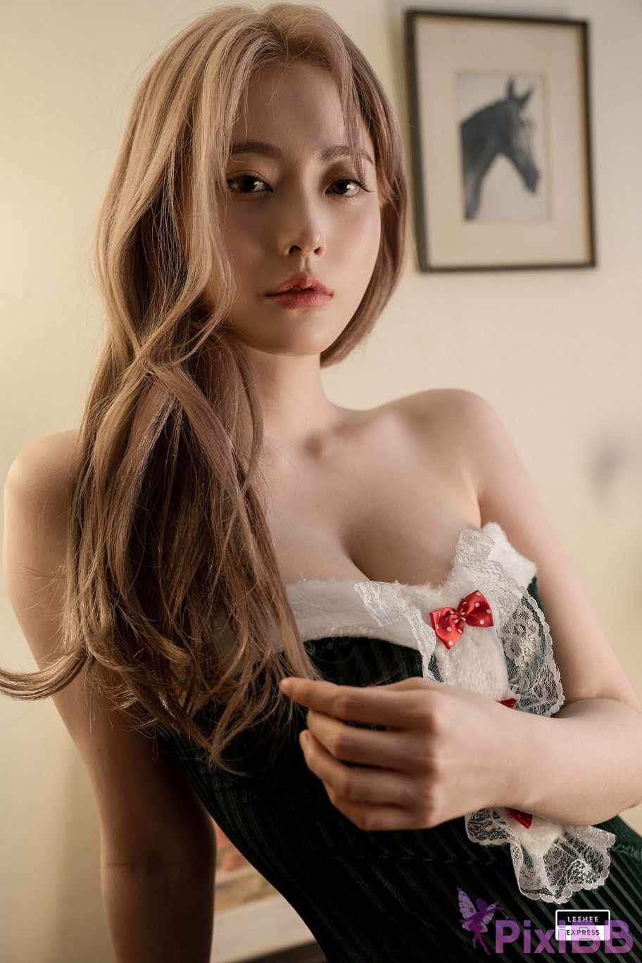 LE LEDG 096 Jeong Ah PixiBB.COM 057