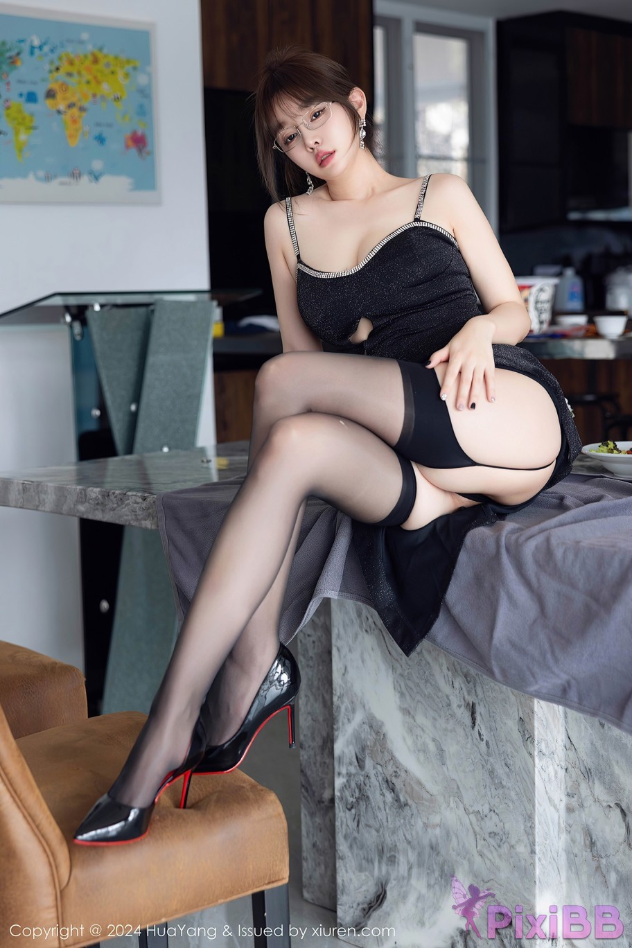 HuaYang Vol.582 Wang Yu Chun PixiBB.COM 010