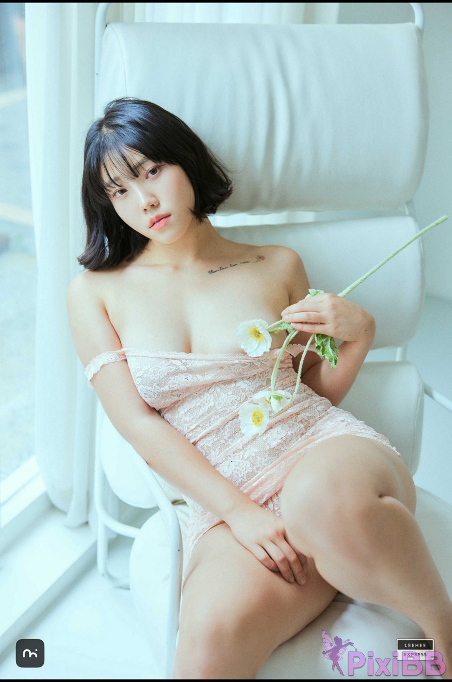 LE LEBE 215B Nana PixiBB.COM 018