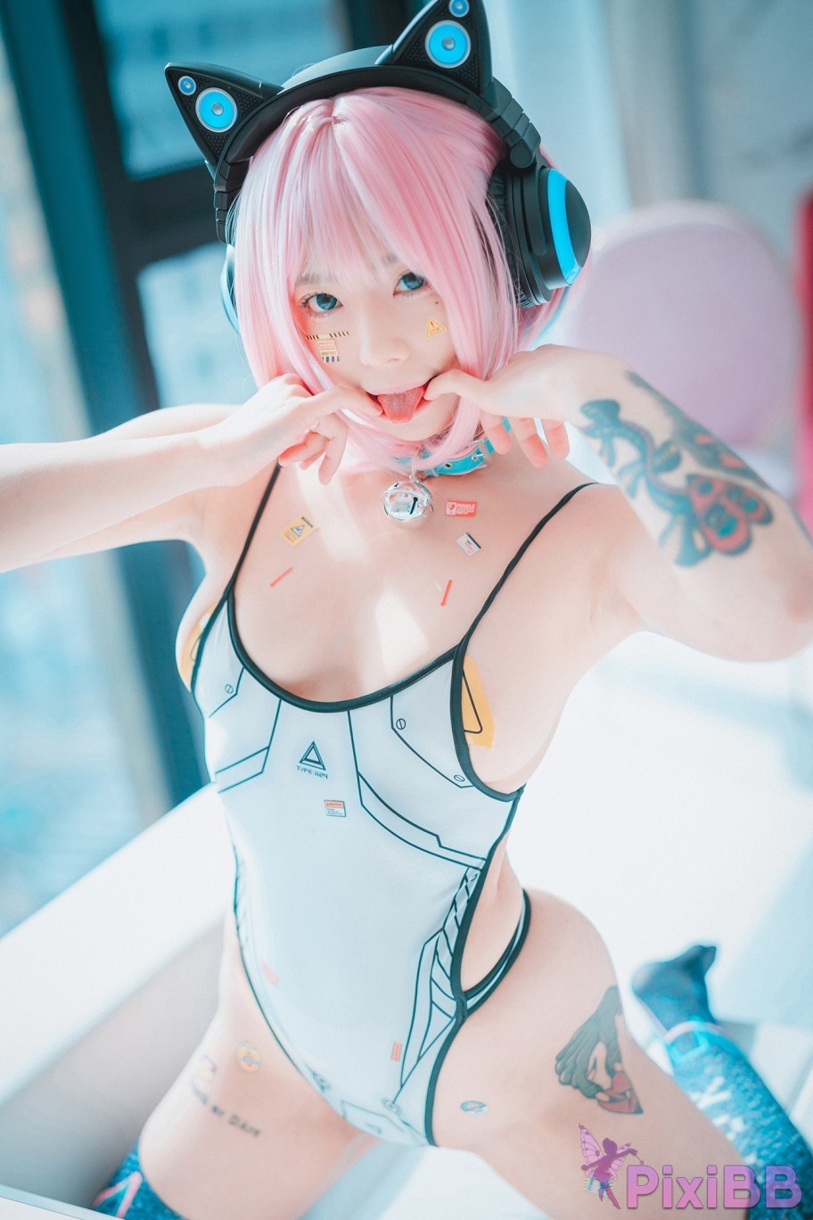 DJAWA Photo Maruemon Caution Girl vs Athletic Girl PixiBB.COM 005