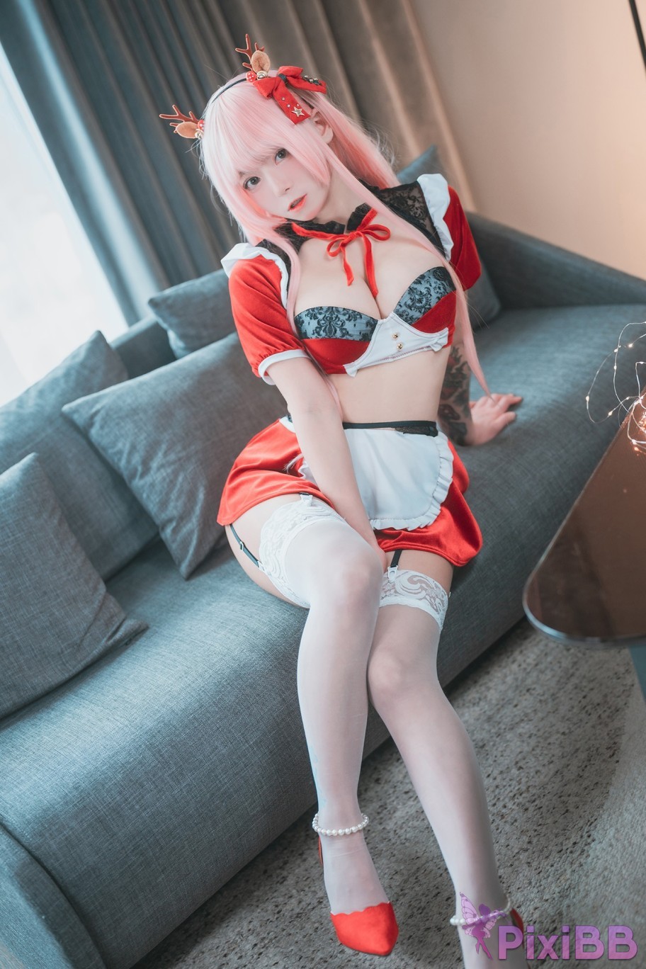 DJAWA Photo Maruemon  Red Velvet Valet PixiBB.COM 001