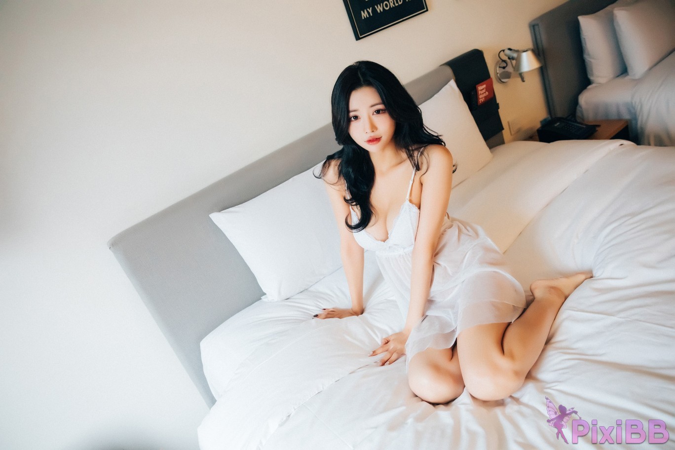 LOOZY YeonYu Take Off a Sticker PixiBB.COM 002