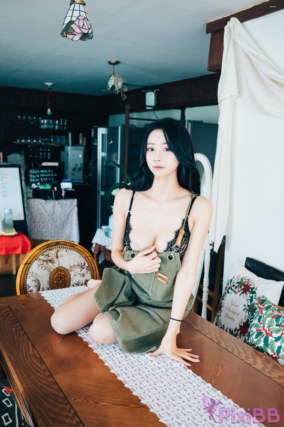 Loozy YeonYu First play S.Ver PixiBB.COM 126